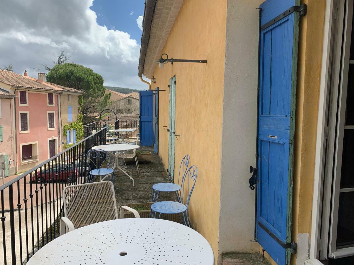 Hotel La Sarrasine Villes-sur-Auzon Exterior foto
